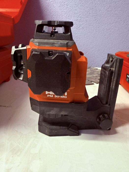 Laser Hilti PM 30