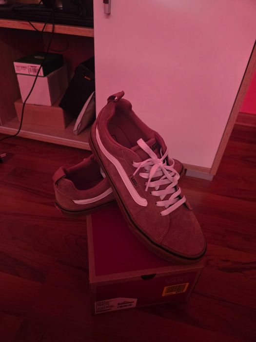 Vans old skool (piele intoarsa) produs nou, marime 44 (interior 28 /28.5 cm)