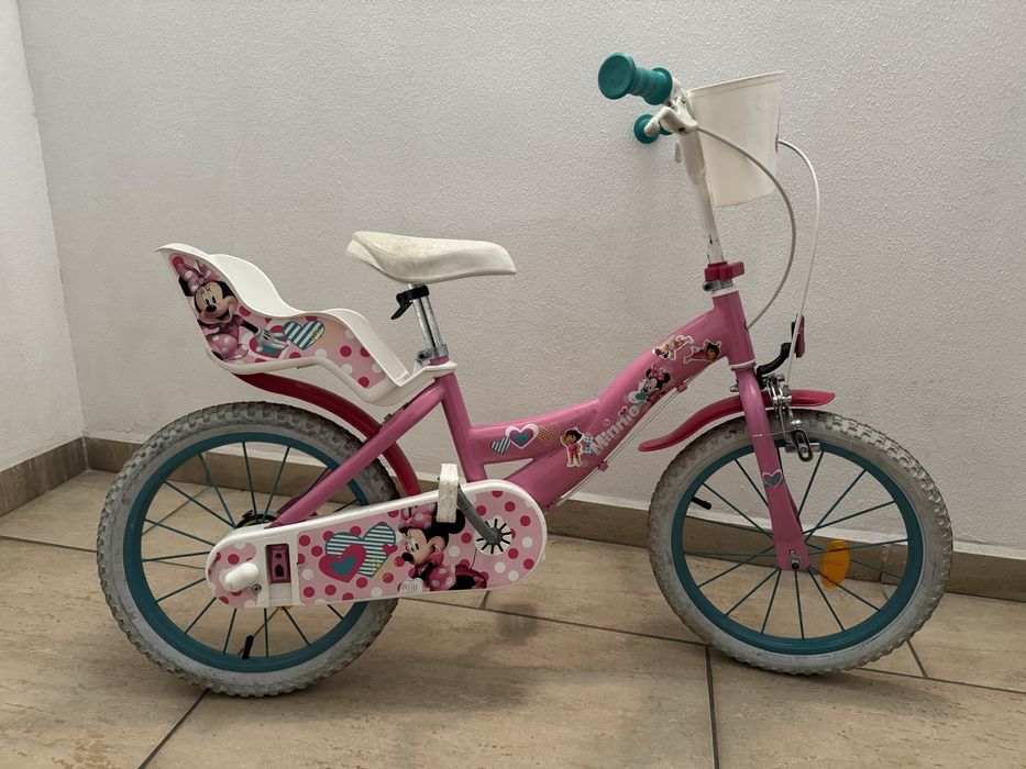 Bicicleta copii (fetite) cu roti ajutatoare