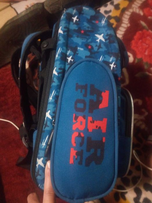 Продам рюкзак школьный