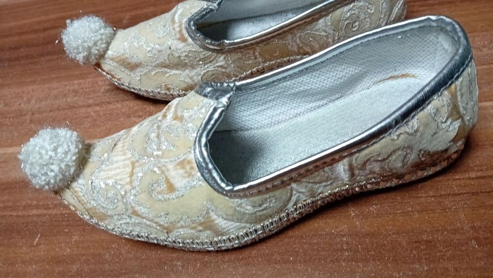 Ритуални  обувки