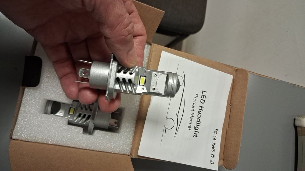 Led крушки с лупи XSTORM H4/X4 30000LM 12V 100w/