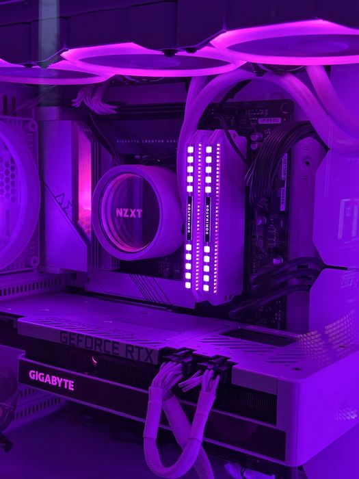 Kit procesor i9 12900k + placa de baza z690 aero