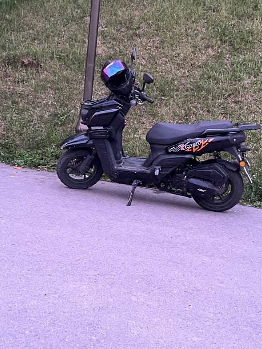 Tank jeste motor 180 kb