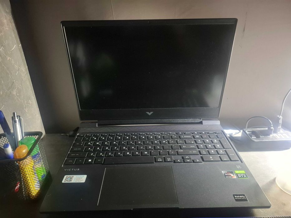 HP Victus  gaming sotiladi