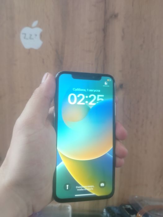 Продам айфон х в идеальном состояние