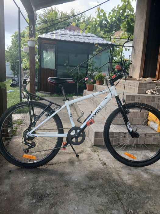 Vând bicicletă copii.