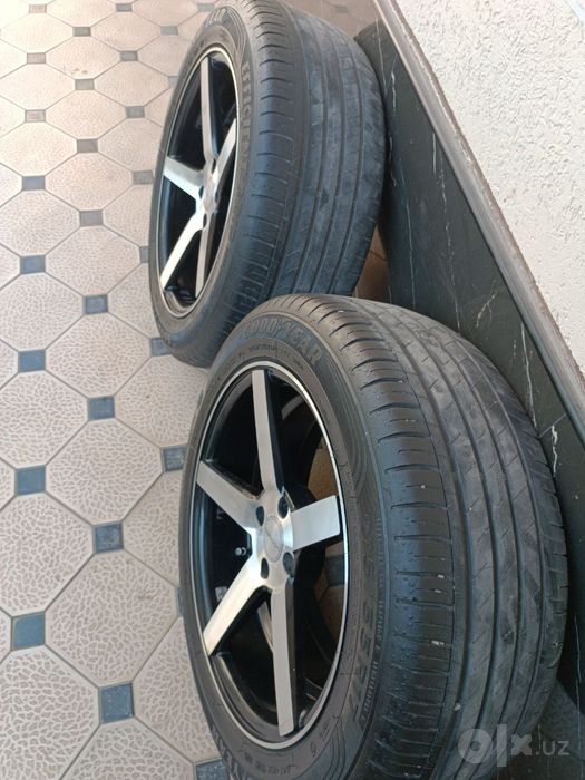 Vossen Diska balon 215 55 R17 Holati Yaxshi