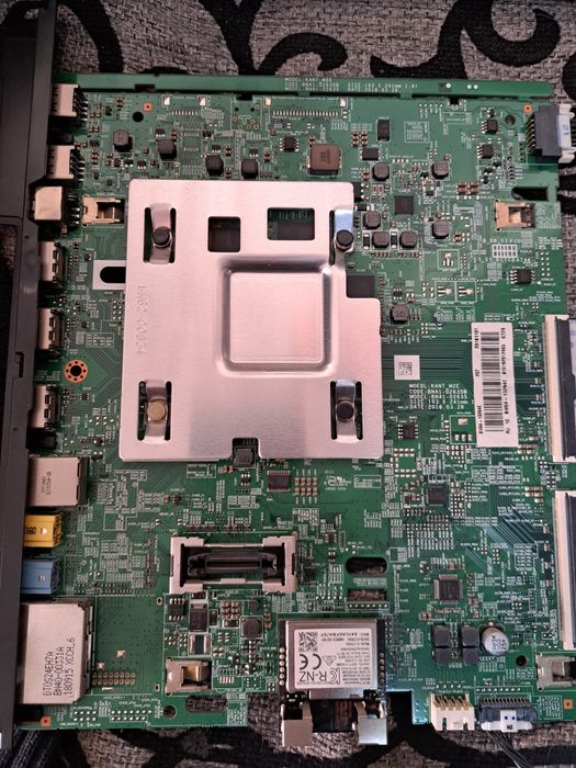 Телевизор Samsung UE40NU7100U