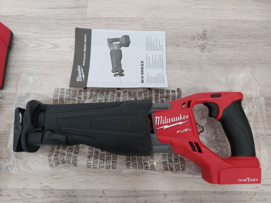 Fierastrau sabie milwaukee M18 ONESX, nou