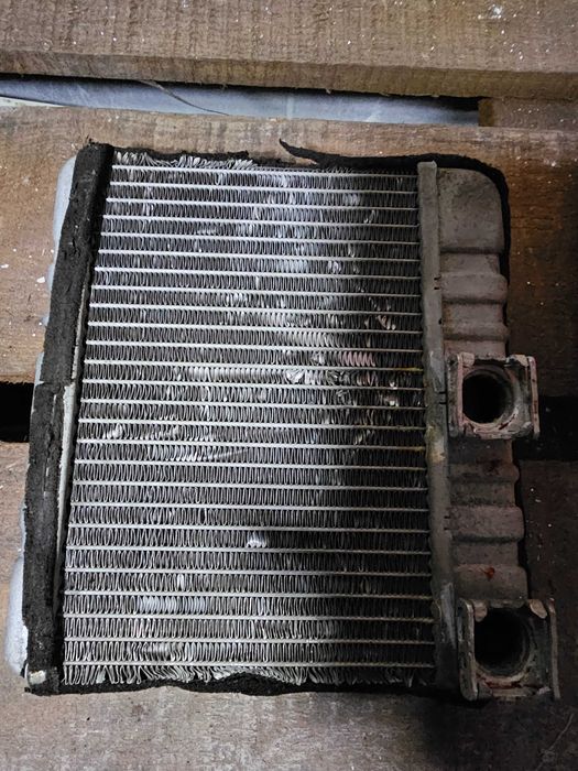 Радиатор печки на БМВ Е46
