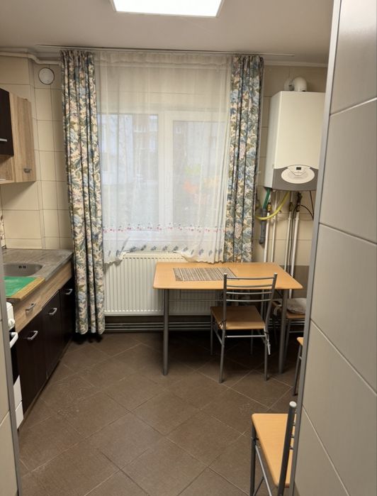 Apartament 2 camere de inchiriat