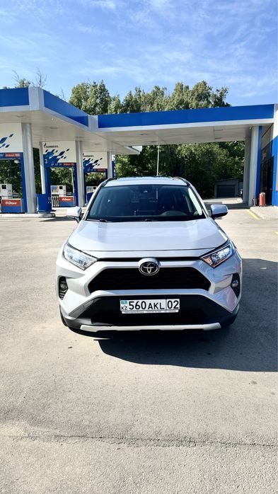 Тойота rav -4