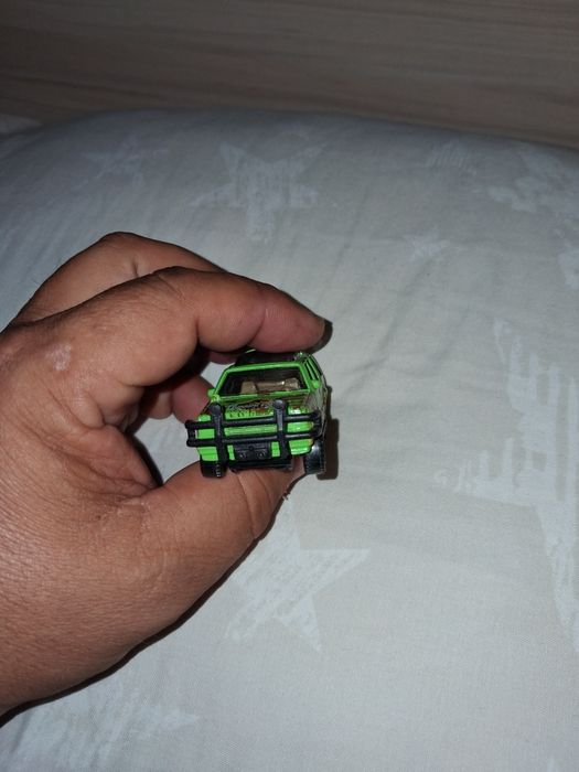 Метални колички Matchbox