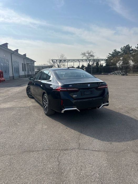 Bmw i5 40L 713km dop opsiya