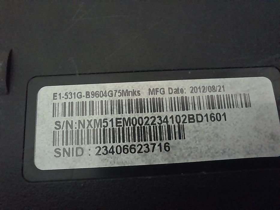 Zapchastg'a Notebook Satiladi.  Korpus singan.