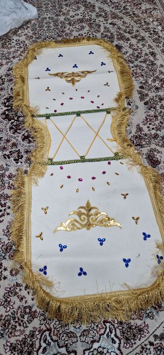 Продам большой красивый қоржын.