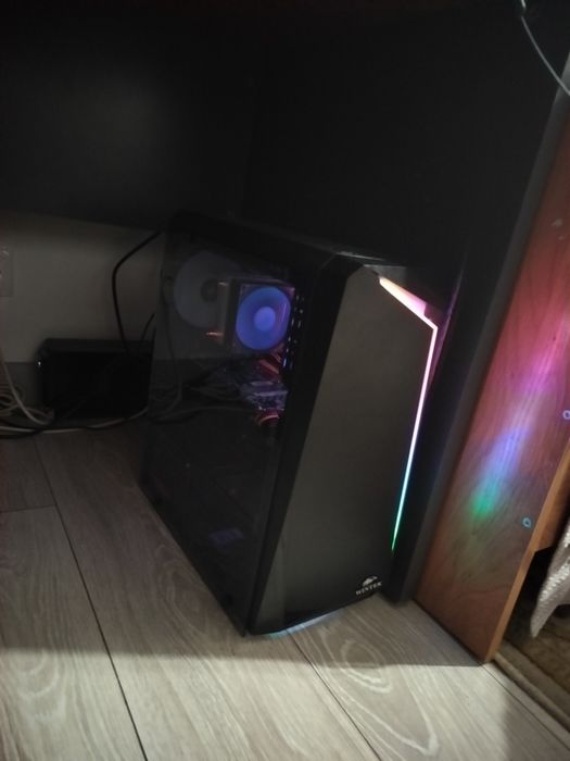 Корпус Wintek Crystal D533-B TG (стекло, кулер AeroCool)
