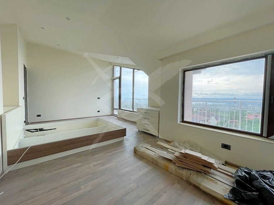 Продава се Къща в Варна, м-т Сотира - 540 кв.м за 834 €/кв.м - Снимка #6