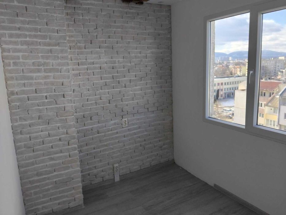 Дава се под наем Тристаен апартамент в София, Обеля 2 - 65 кв.м за 169520.43 € - Снимка #1