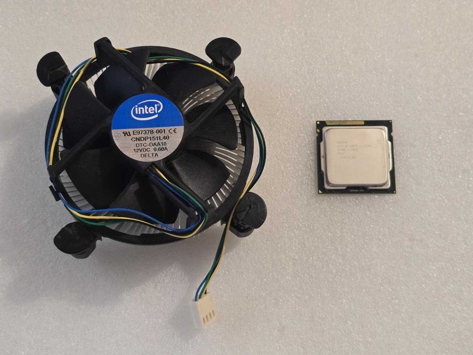 Procesor Intel Core i5-2500K, 3.30GHz (3.70GHz Turbo), 6MB Socket LGA1155  include Cooler Stock