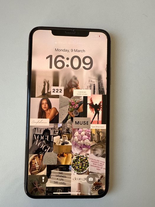 iPhone 11 Pro Max 64 GB
