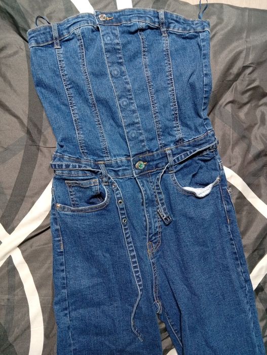 Продавам гащеризон