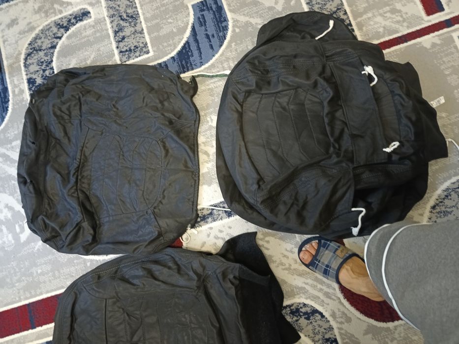 Чехол спаркка , Бут-бутун, хечкандай дефектсиз. Chexol sparkka xolati