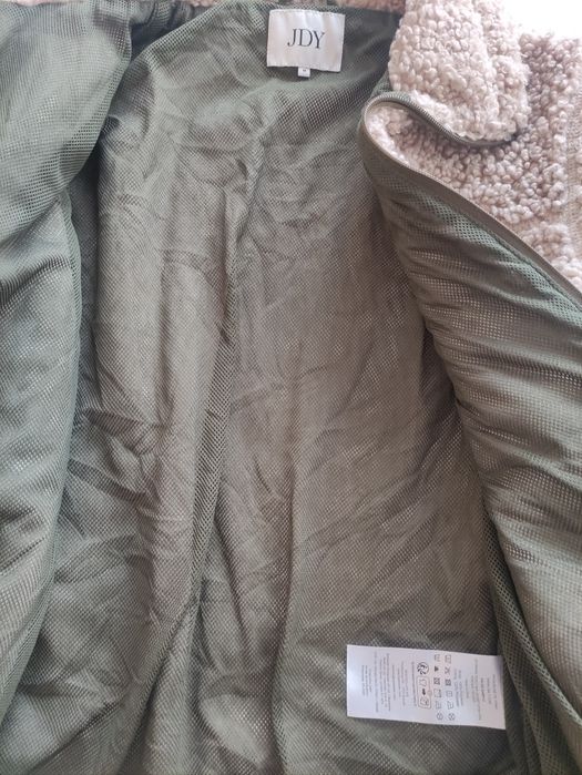 Дамско пухено яке М р.