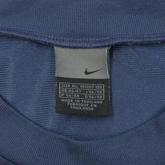 Vintage Y2K Nike T-shirt