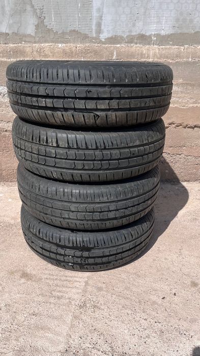 Продам комплект летней резины LingLong