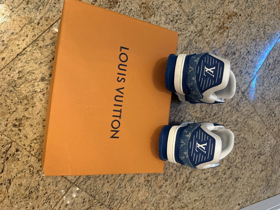 Обувки Louis Vuitton