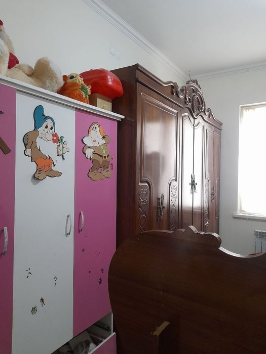 Qorasuv 1da ,3 xonali kvartira oilaga  zaks bn ijaraga beriladi