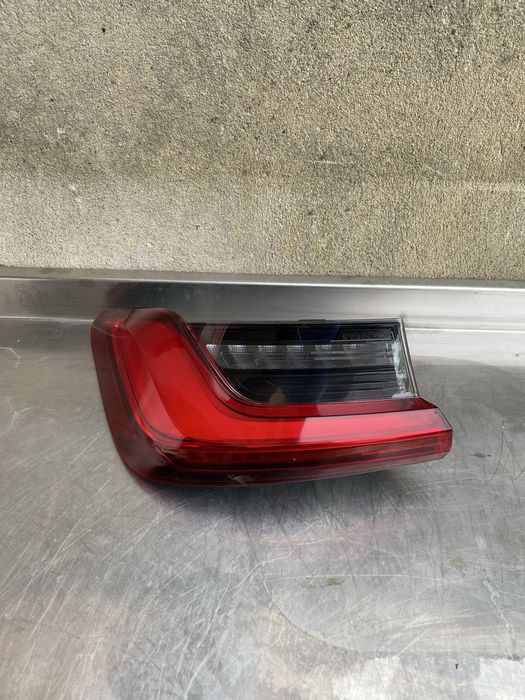 Stop stanga led pe aripa Bmw Seria 3 G20 cu mic defect