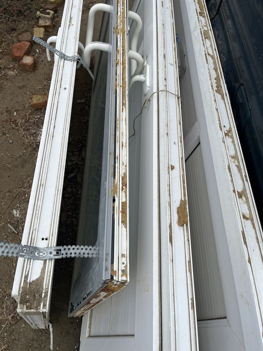 Продам Пластиковые двери