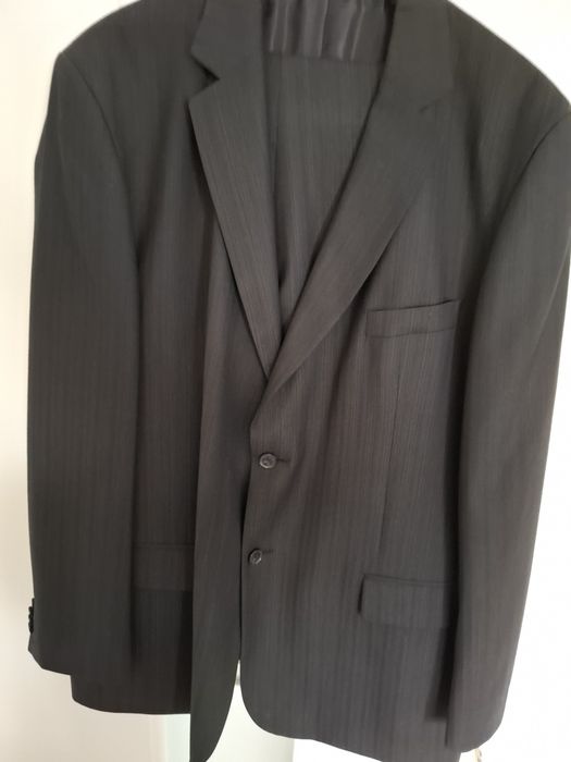 Costum bărbați negru.