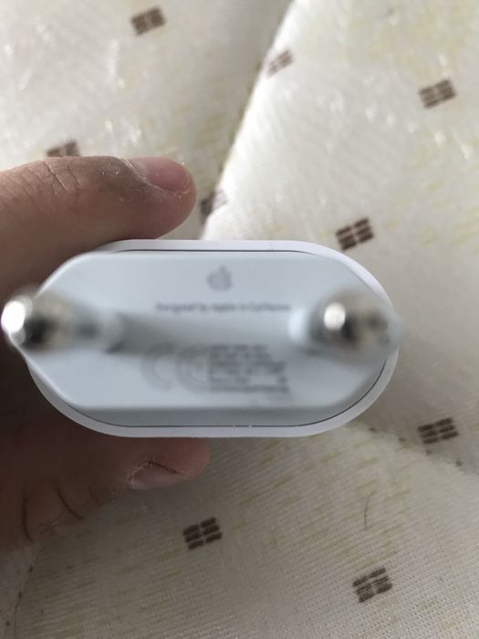 зарядное устройство для айфона