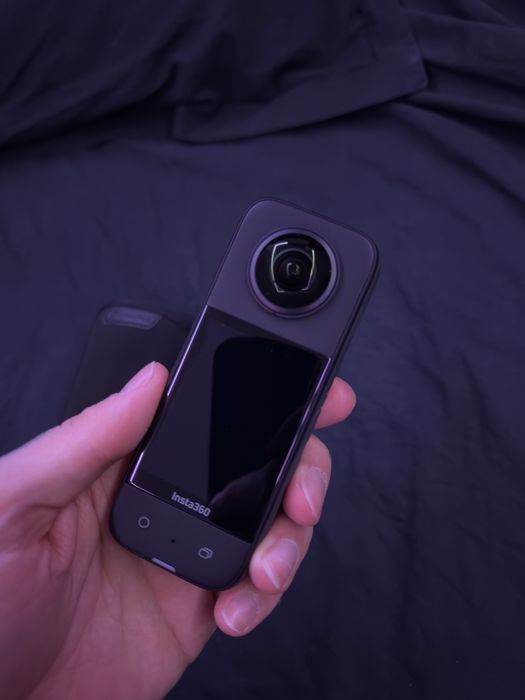 Insta 360 x3.
