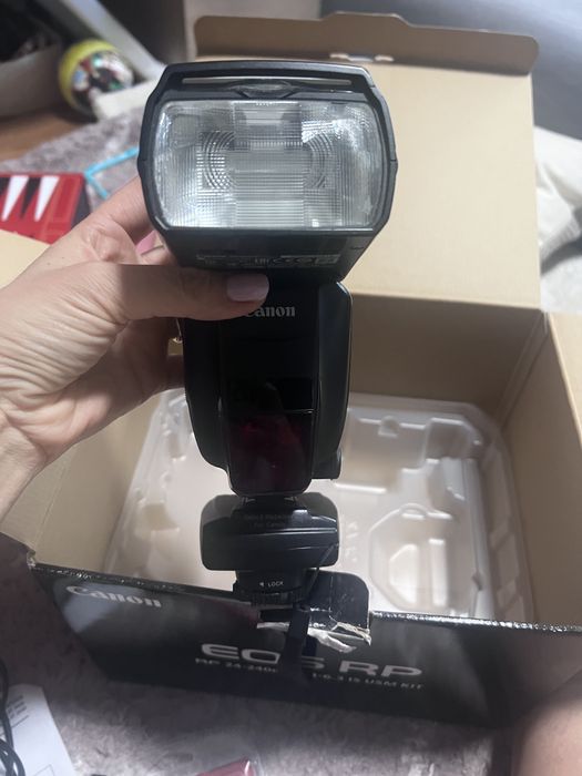 Aparat foto Canon Eos RP