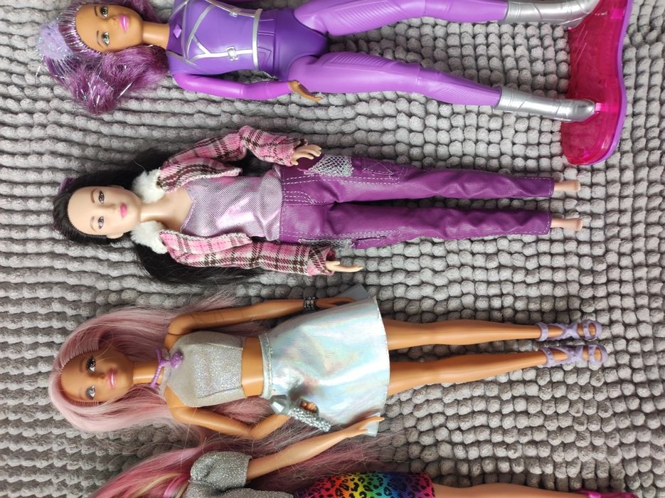 Продам кукол Барби