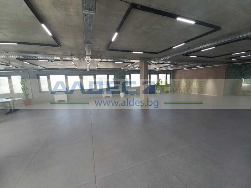 Дава се под наем Офис в София, Младост 4 - 276 кв.м за 3974 € - Снимка #5