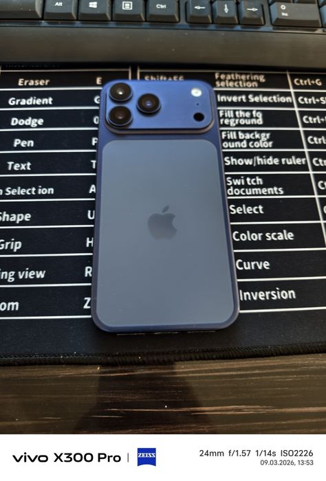 iPhone 17 pro max lux