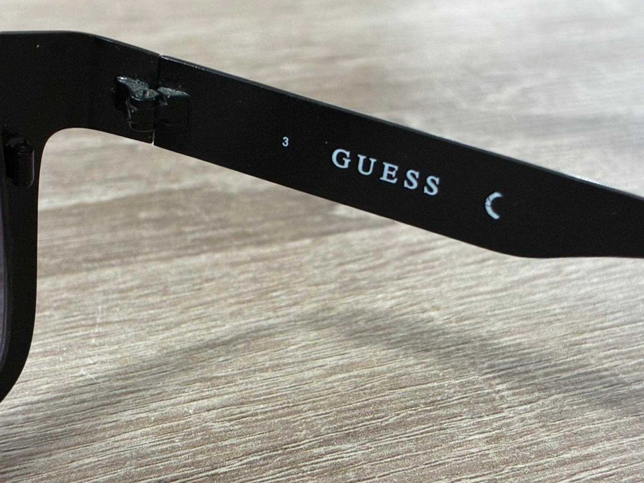 Слънчеви очила GUESS