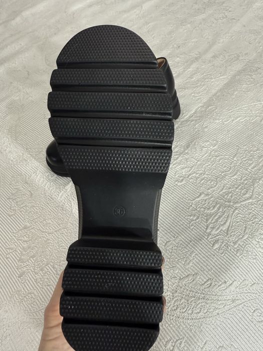 Туфли для девочки 36 р-р