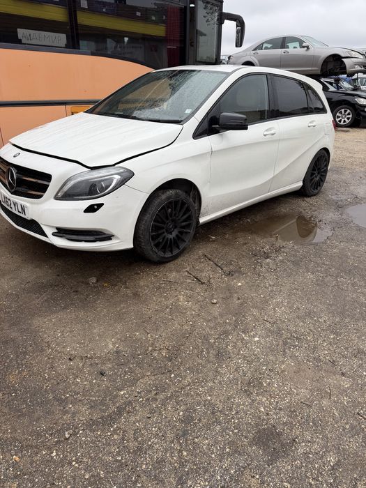 Мерцедес за части Б класа W246 Mercedes B class 2012-2013
