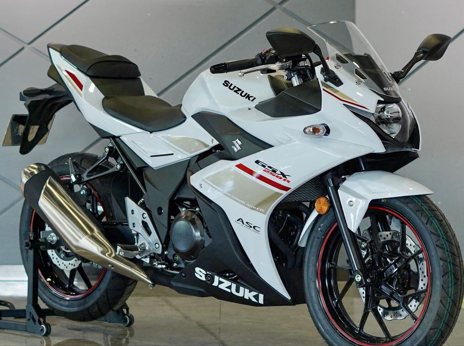 Мотоцикл Suzuki GSX250R ABS заказ