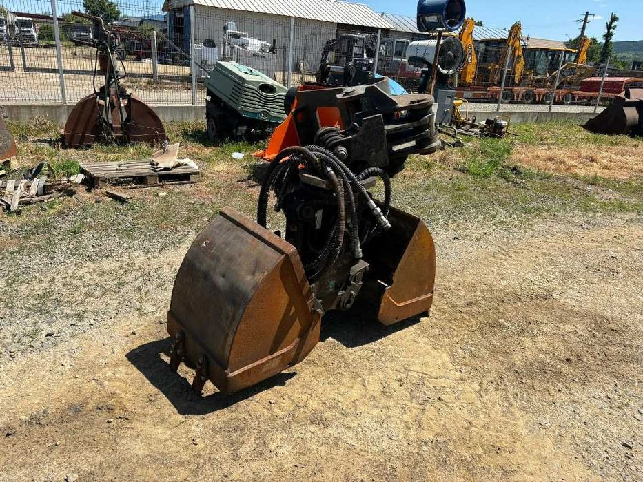 Cupă graifer hidraulică Kinshofer pentru traverse CFR pentru excavator
