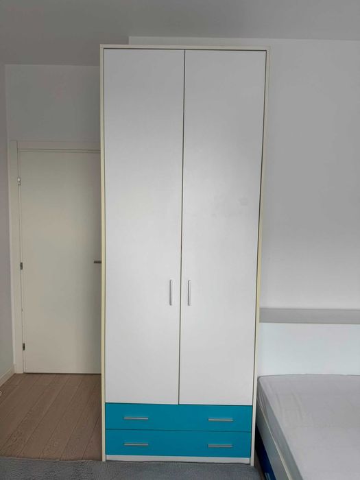 Mobilier camera adolescent