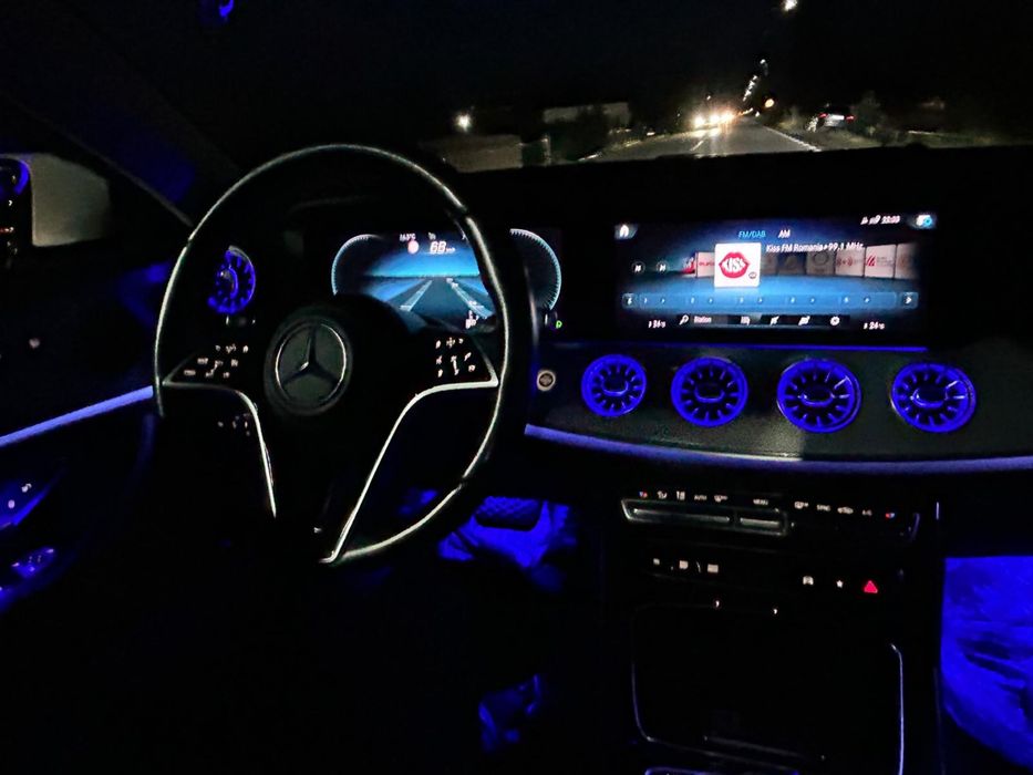 Mercedes Cabrio E 220 AMG 2021 30 000 km