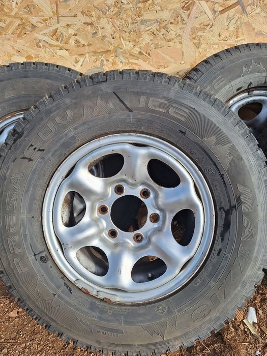 Джанти с гуми свалени от Терано